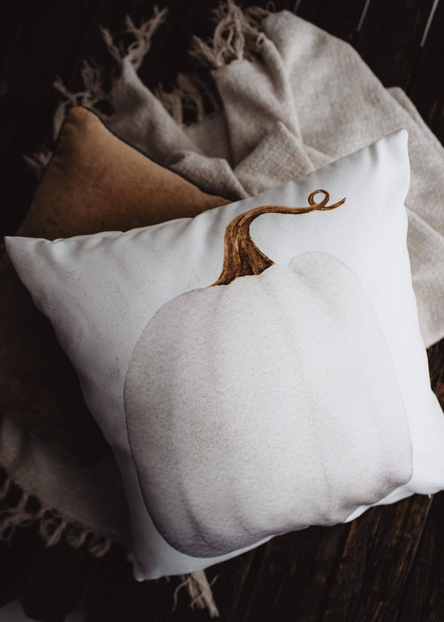 UniikPillows - White Curly Stem Pumpkin Pillow Cover |   Primitive Farmhouse Decor | Farmhouse Pillows | Country Decor | Fall Throw Pillows | Gift for her