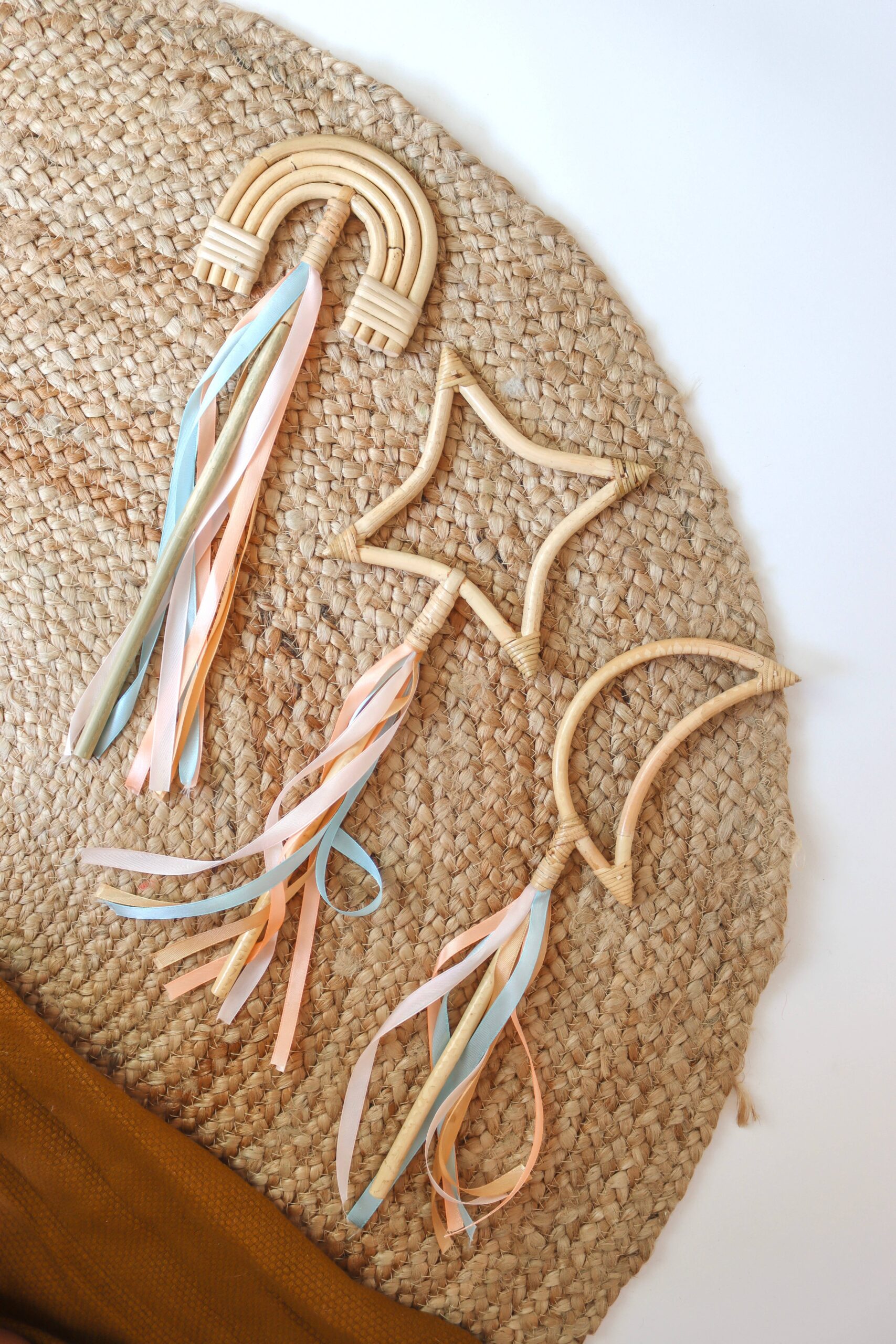 CindyxHanna - STICK MAGIC RATTAN WAND