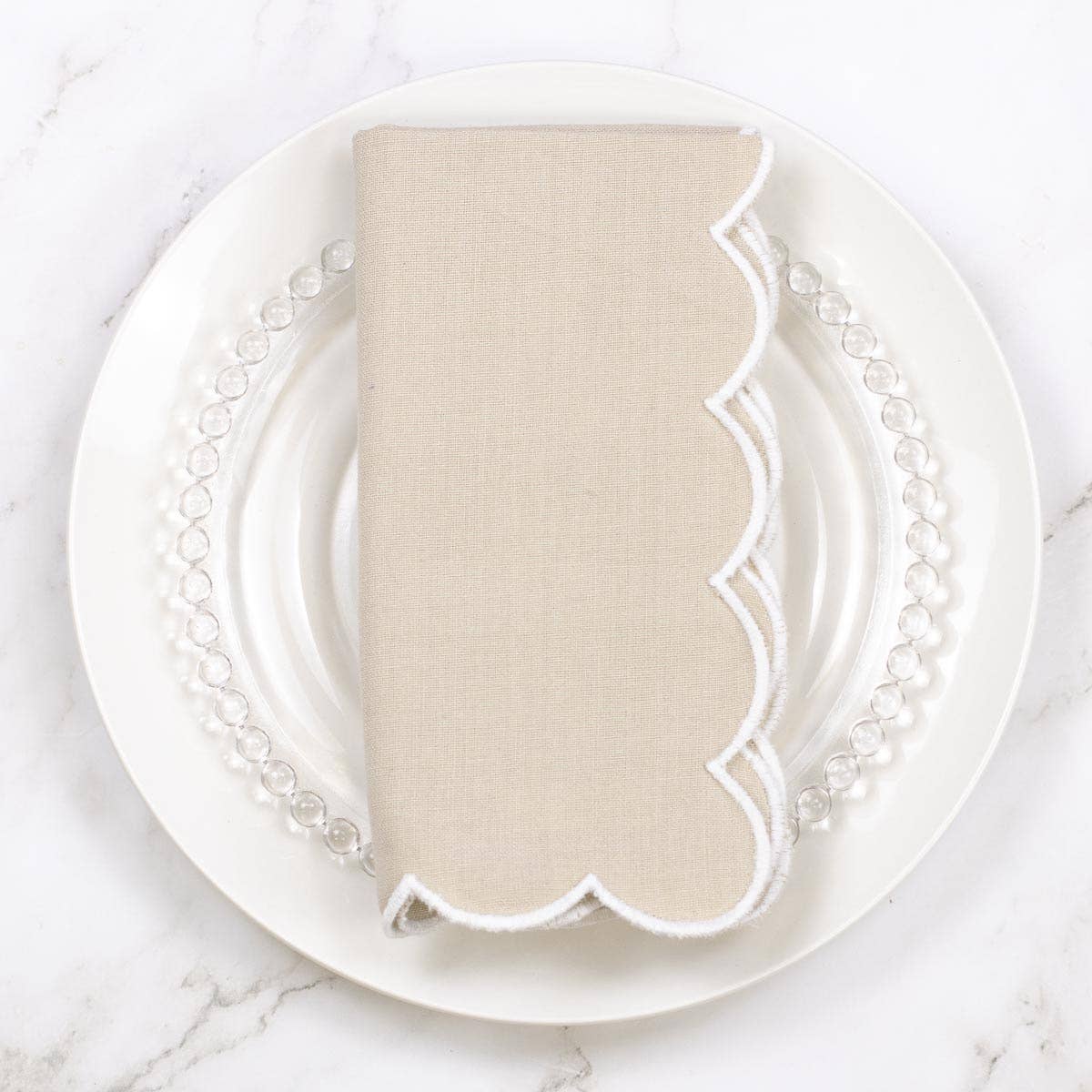 Scallop Napkin Gray/White 18x18