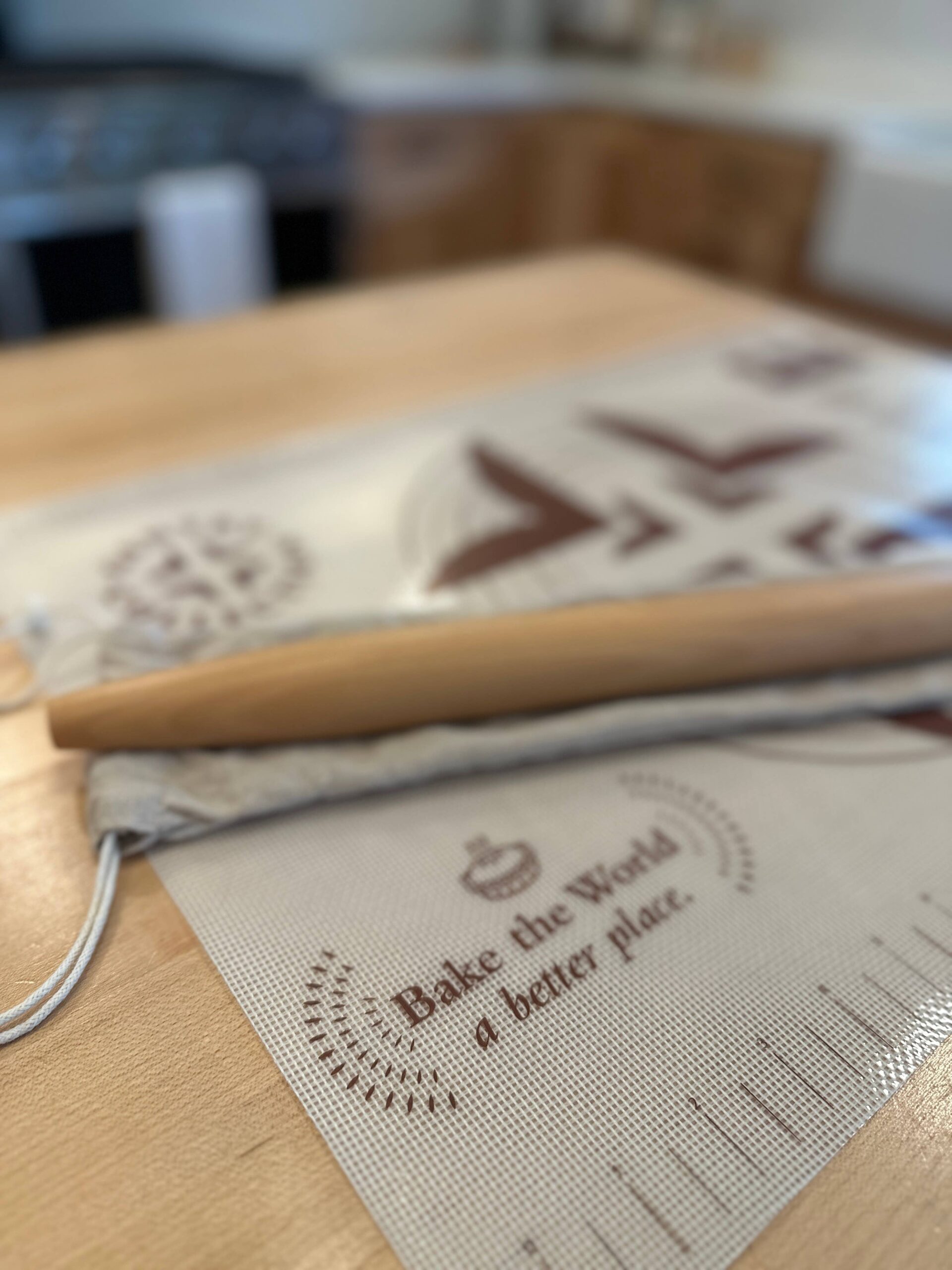 Silicone Pastry Mat & French Rolling Pin bundle