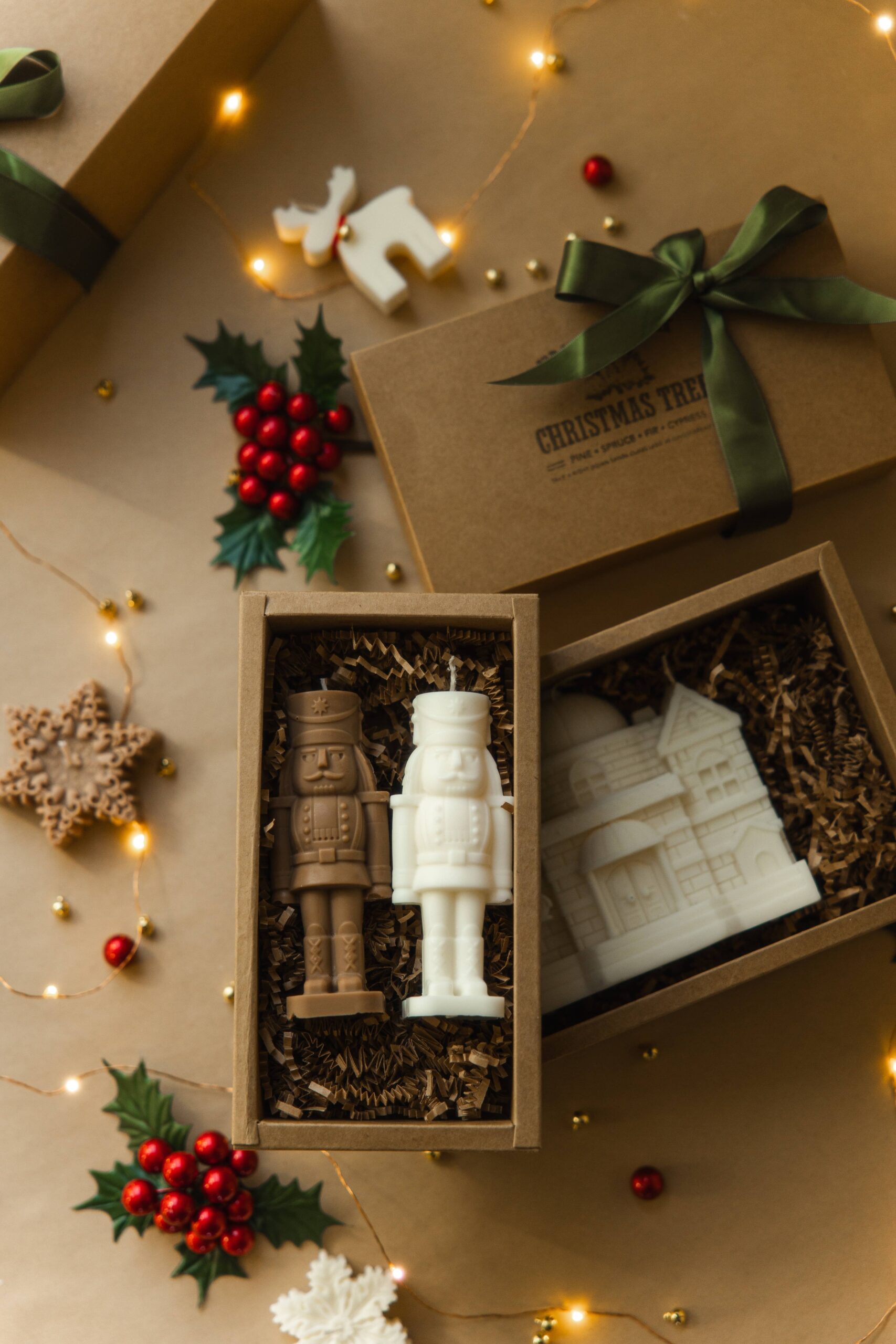 Nutcracker gift box: Ivory, Walk in the Woods, Caramel