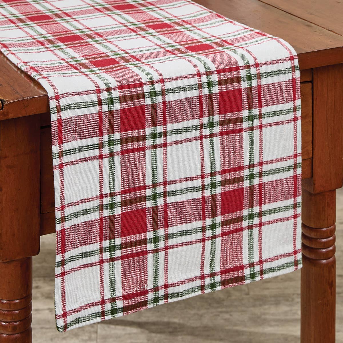 Williamsburg Greenhow Farm Table Runner 36"L: White